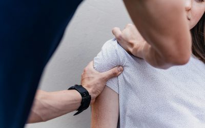 Shoulder Pain and Osteopathy: What Helps and When